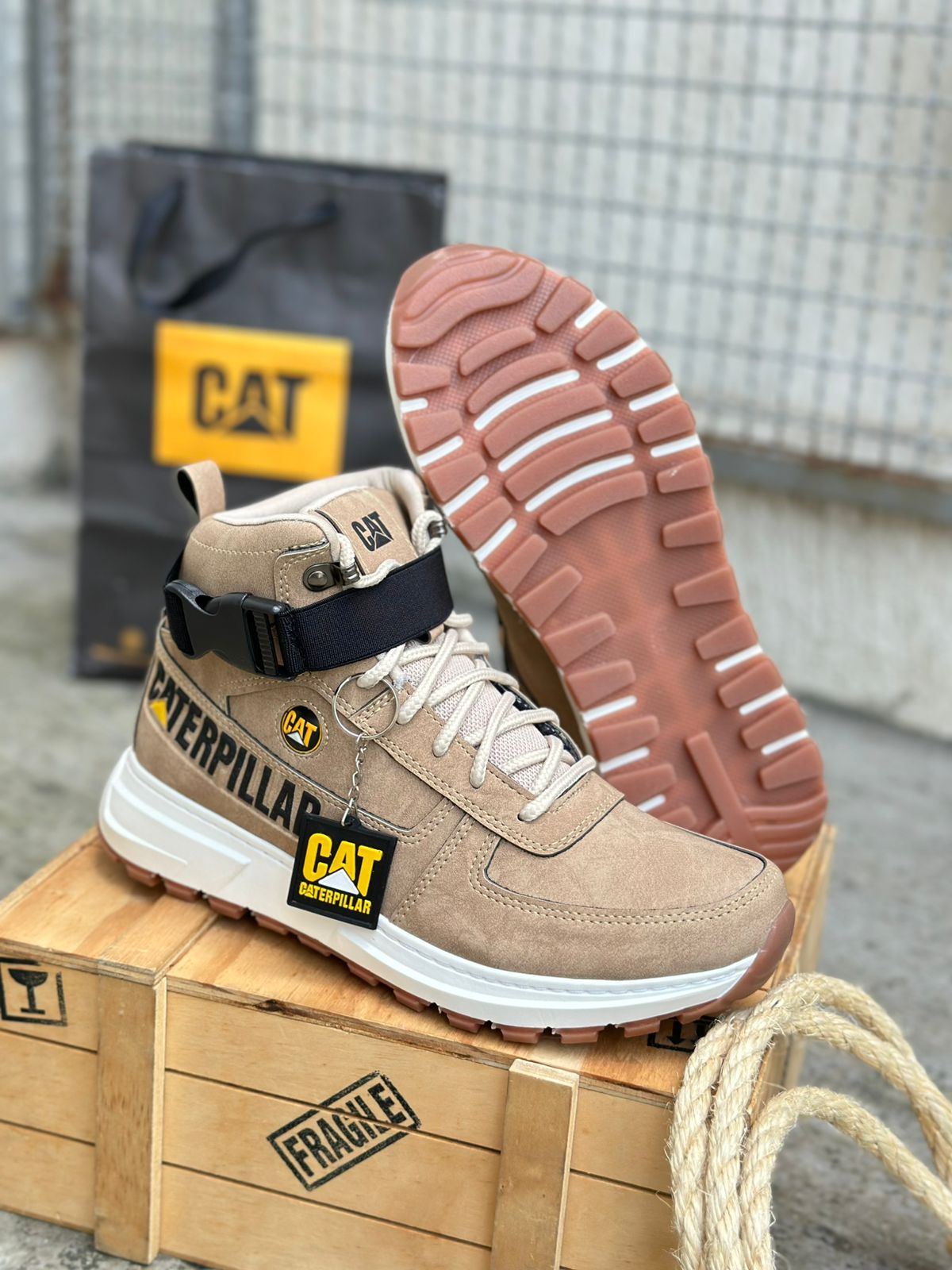 COLECCIÓN PREMIUM CAT WALK + CAJA