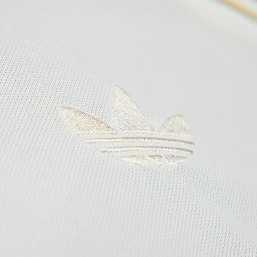 COMBO MUNDIALISTA NEW/RETRO & GORRA+CAJA